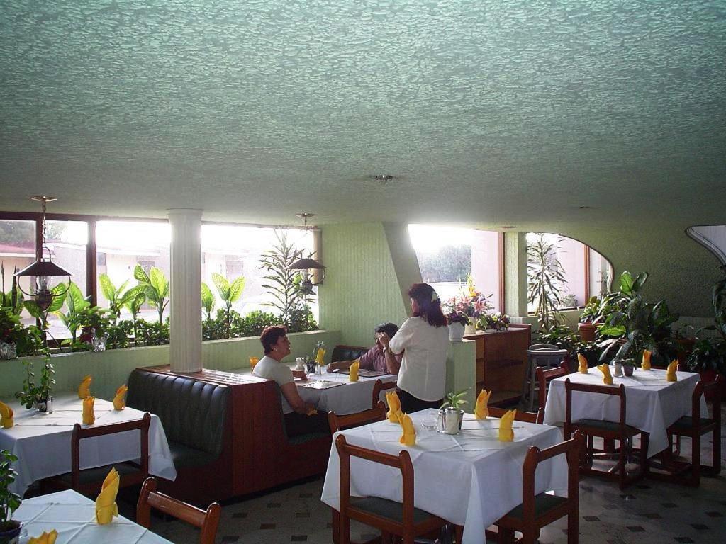 Motel La Fortuna Fresnillo Buitenkant foto